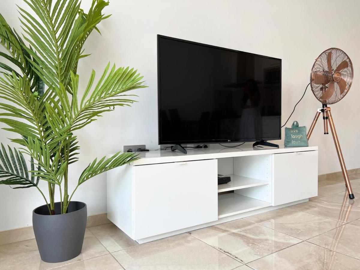 Modern Apartment With Prime Location ปูแอร์โตเดลคาร์เมน ภายนอก รูปภาพ